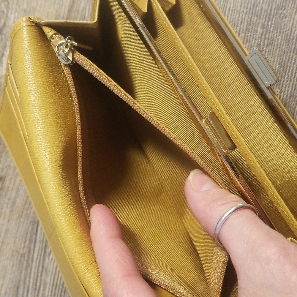 GIVENCHY Long Wallet Leather Kiss Lock Yellow Designer Women's Clutch With Chain - Picture 15 of 17